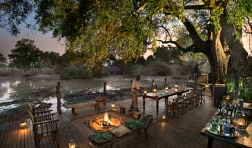 African Safari Guru - Zambezi Expeditions Camp - Mana Pools National Park - Zimbabwe - Dining