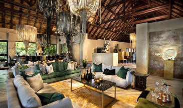 central-bar-and-lounge-area