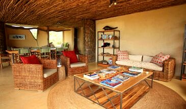 African Safari Guru - Kavinga Safari Camp - Mana Pools National Park - Zimbabwe - Lounge Area